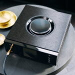 Naim-Unity-Atom-Headphone-Edition-Lifestyle-Ambiente-02