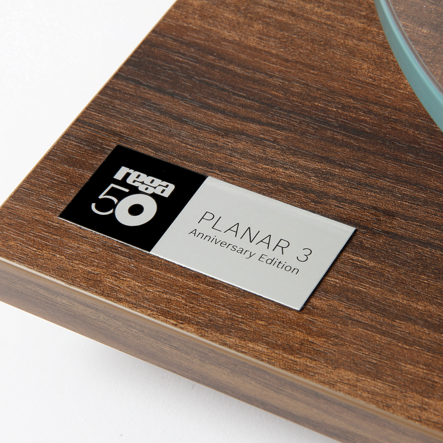Rega Planar 3 50th Anniversary Edition Detail 01 Logo Model Name Walnut