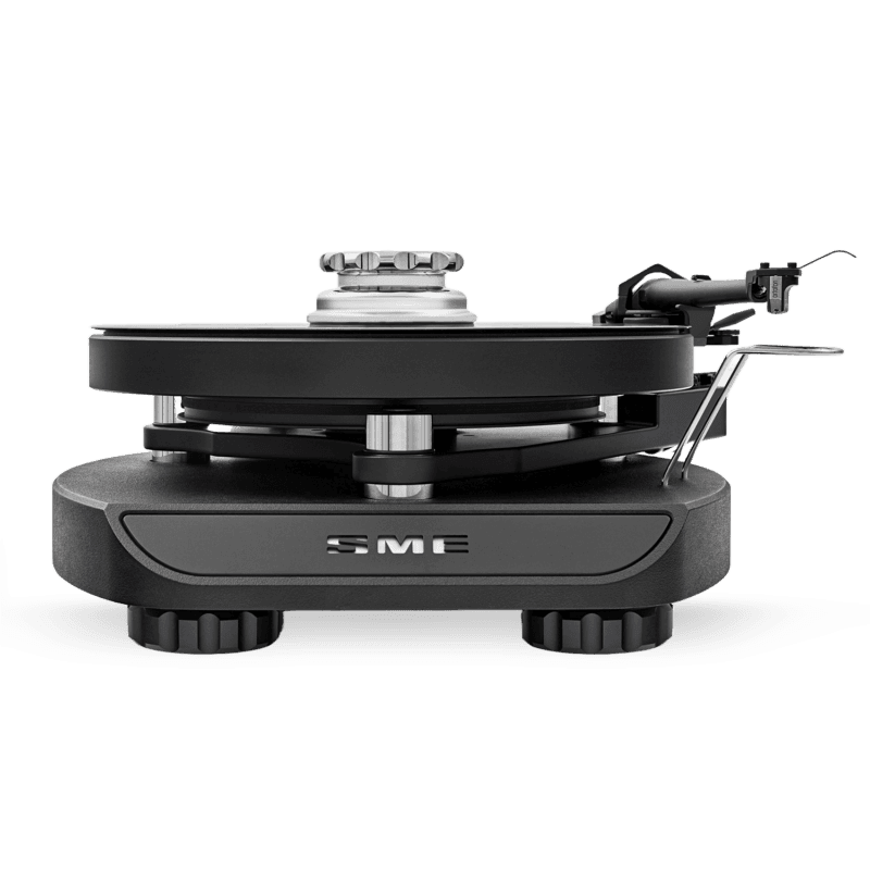 Low front view of the chassis, sub-chassis and adjustable feet